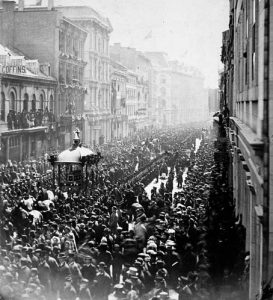 Le cortège funèbre de feu l’honorable Thomas D’Arcy McGee à Montréal, le 13 avril 1868. (Crédit photo : James Inglis, Bibliothèque et Archives Canada.)